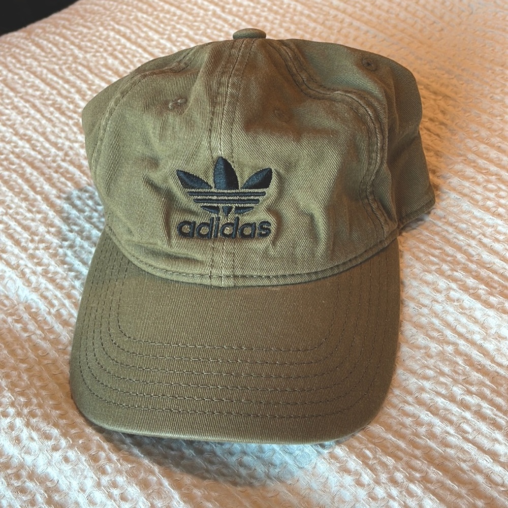 Olive green embroidered Adidas hat✨